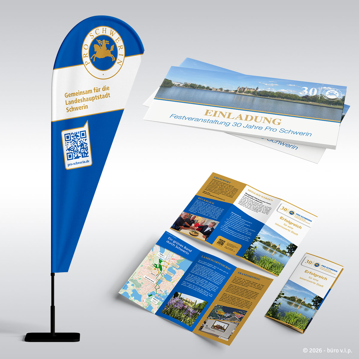 Flyer, Einladungskarte sowie Beachflag des Vereins Pro Schwerin